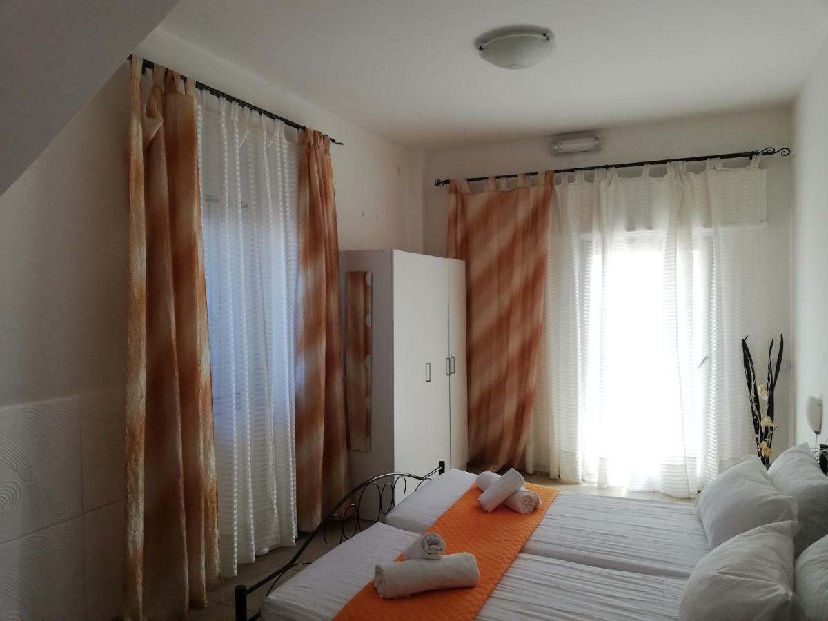 Casa Vacanze Valente Santa Maria Del Cedro Buitenkant foto